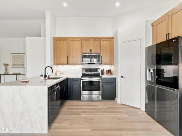 8123 E DES MOINES Street, Mesa, AZ 85207