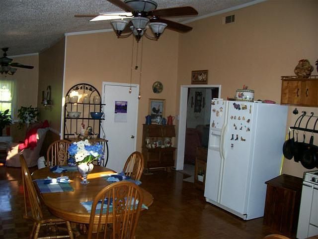 2nd image of 5550 Highway 64