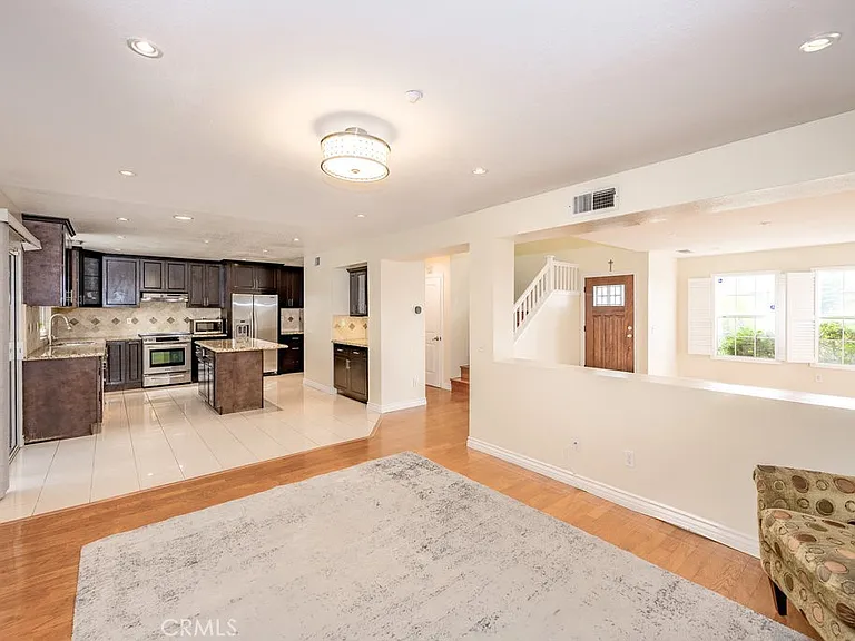 12200 Crest Ave — Photo 6