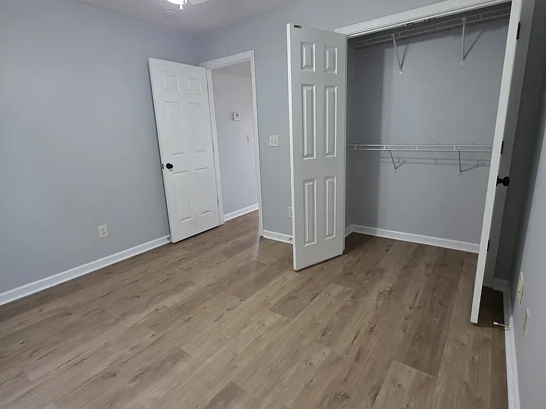 98 Lee Road 2095 — Photo 12