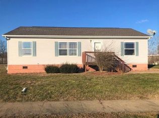 204 Orchard Cv, Jacksonville, IL 62650