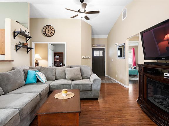 5th image of 5600 Desert Dove Dr