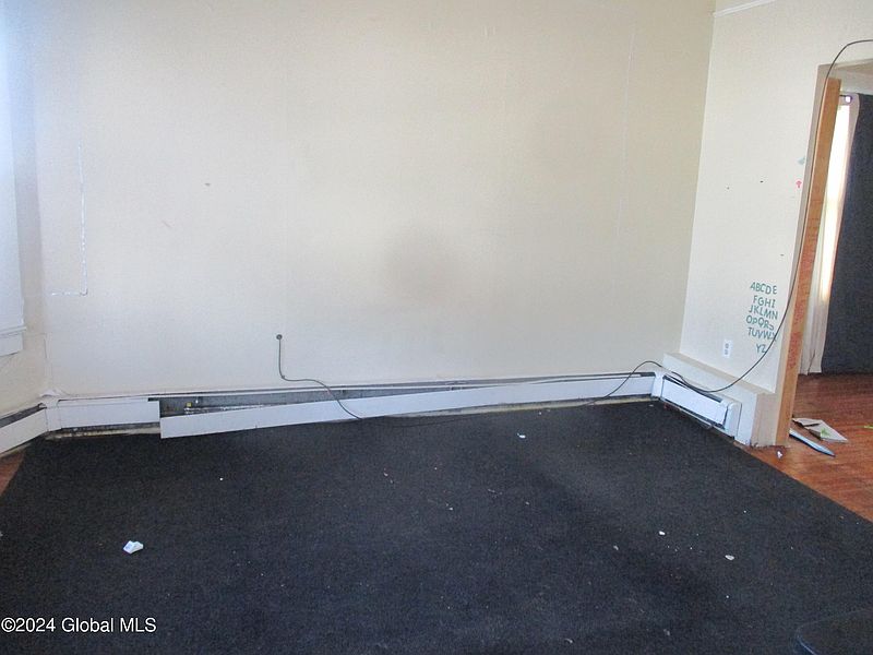 3rd image of 414 2nd Avenue