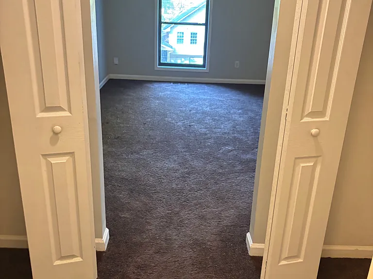 1386 Williamsburg Ln — Photo 21