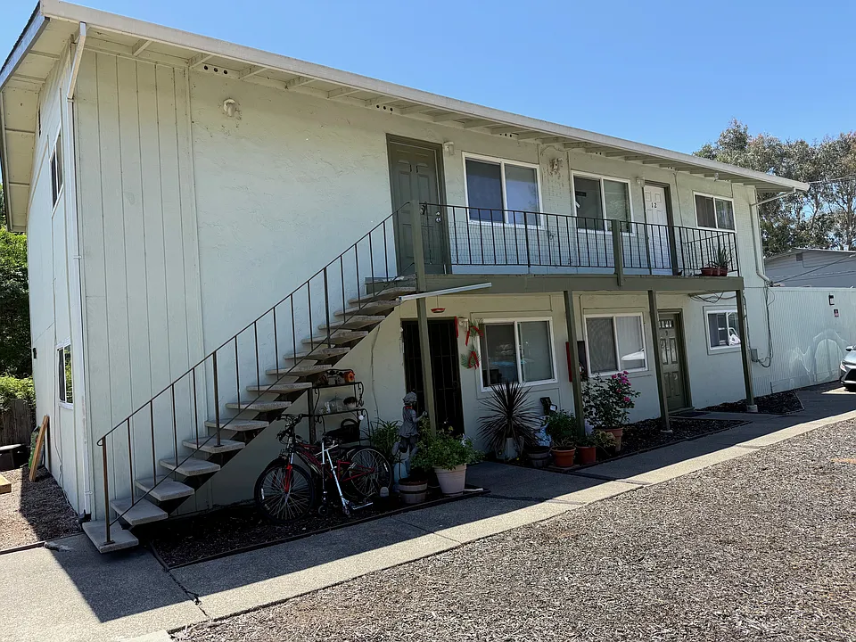 6119 Montecito Blvd #11