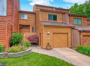 2209 Cedar Cove Ct, Reston, VA 20191