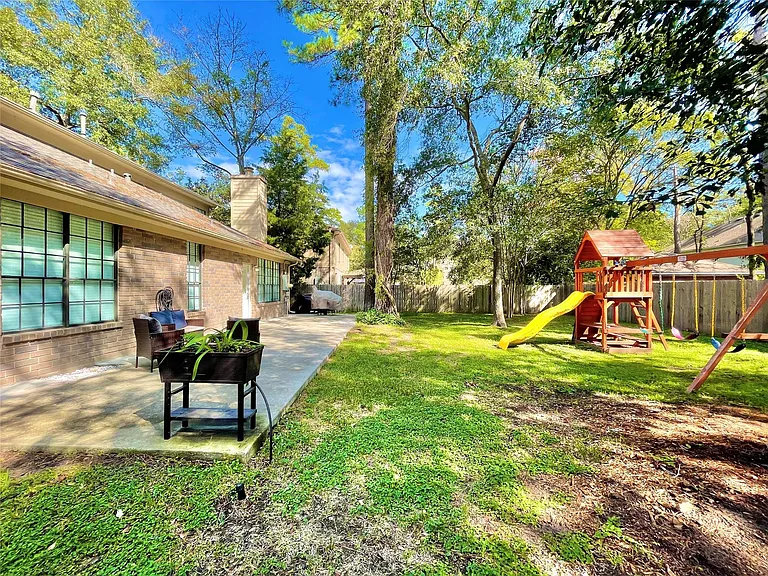 7 Windledge Pl — Photo 48