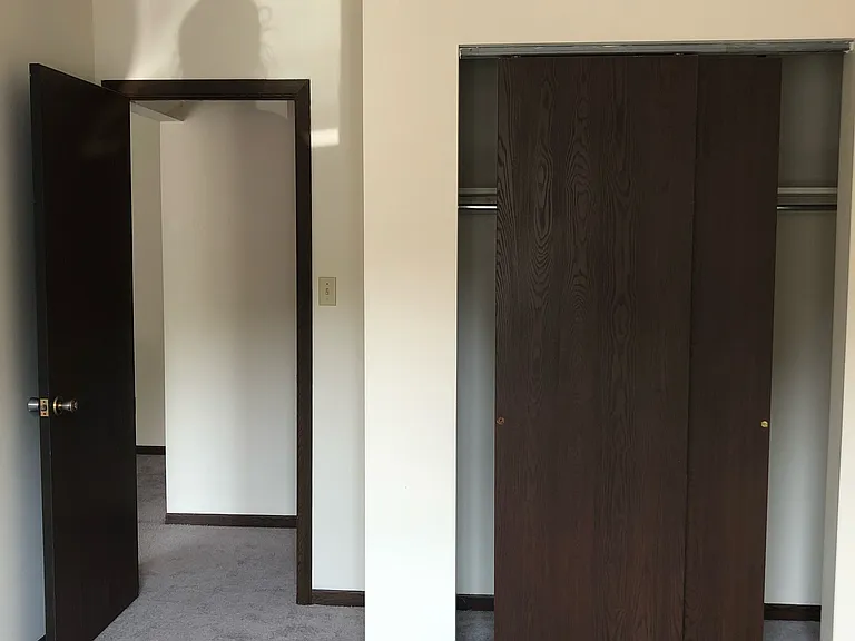 285 Ellis Ave — Photo 9