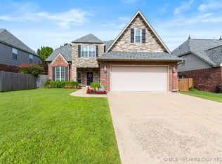 4218 S Redwood Pl, Broken Arrow, OK 74011