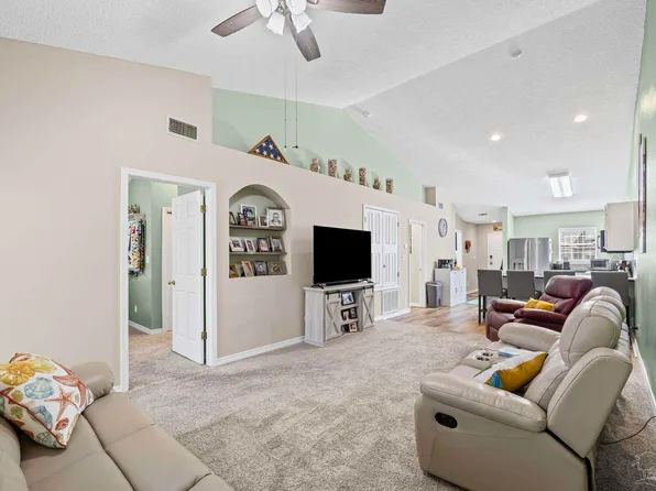 7101 Joy St APT C8, Pensacola, FL 32504