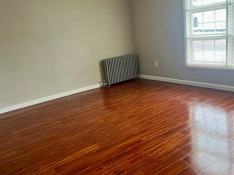 625 Miller St — Photo 8