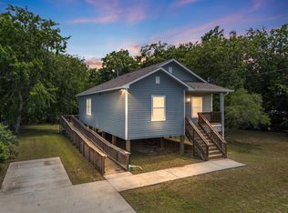 118 W Dahlgren Ave, Wharton, TX 77488
