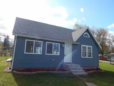 5107 Parkview Dr, Mccullom Lake, IL, 60050