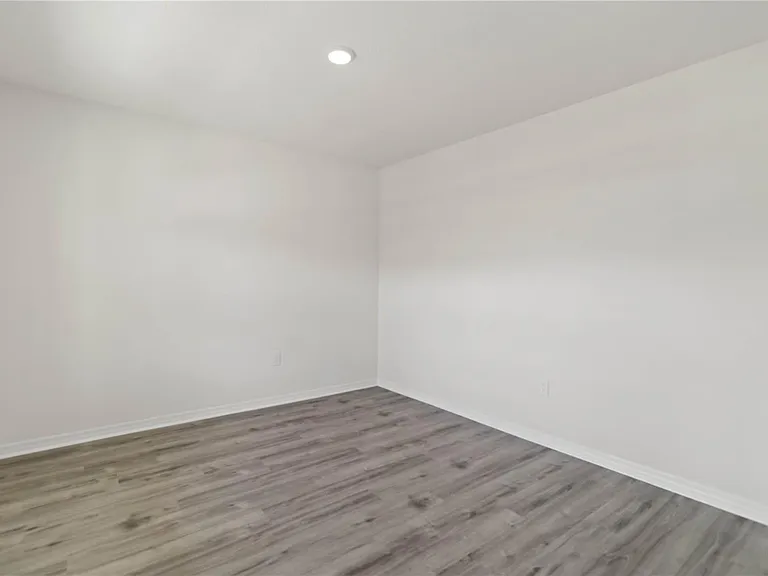 17129 Reserva Dr — Photo 16