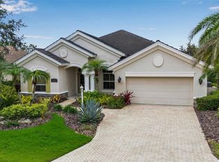 6586 Waters Edge Way, Lakewood Ranch, FL 34202