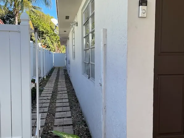 (undisclosed Address), Miami, FL 33134