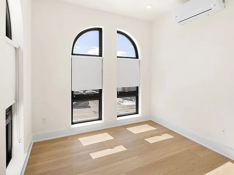 Welcome to Residence at North Park One — Photo 10