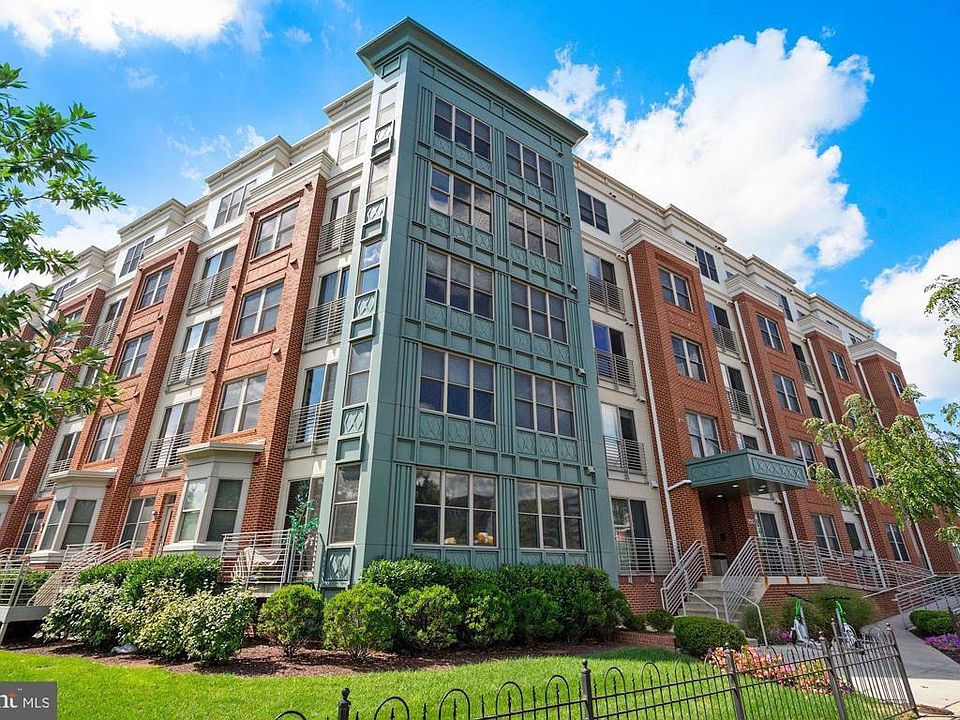 Welcome to 1350 Maryland Ave NE!
