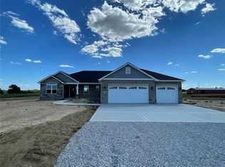 3240 Hanover Rd, Waterloo, IL 62298