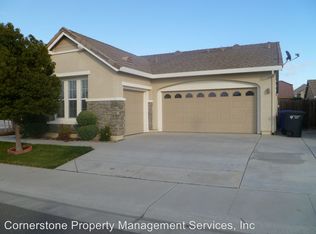 5772 Tres Piezas Dr, Sacramento, CA 95835