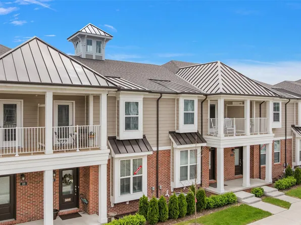 218 Jotham Ave, Auburn Hills, MI 48326