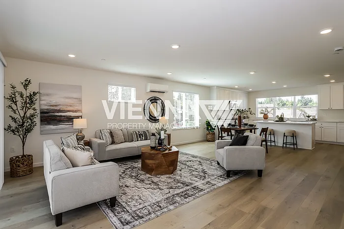 8080 Quiet Knolls Dr — Photo 2