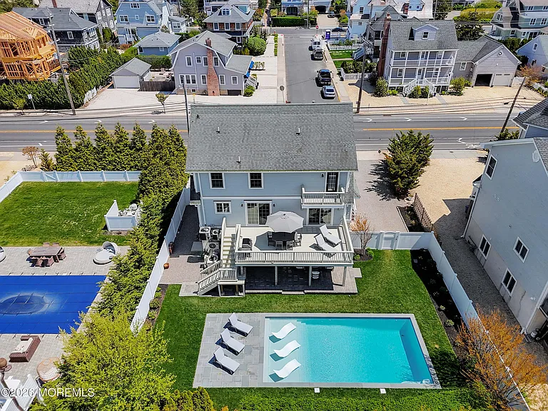 912 Ocean Ave — Photo 43