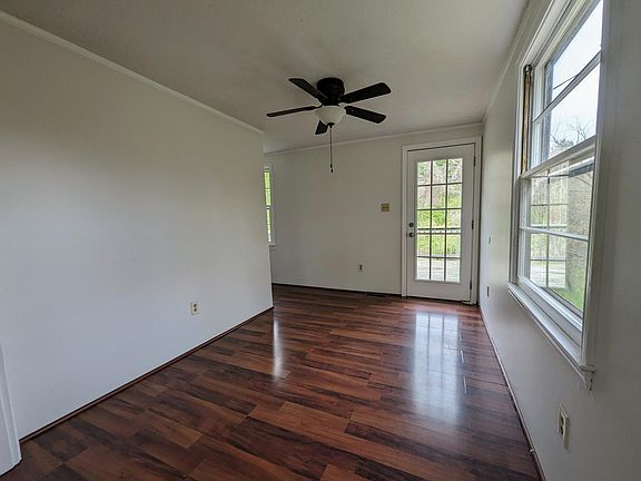 2nd image of 102 Amelia Dr