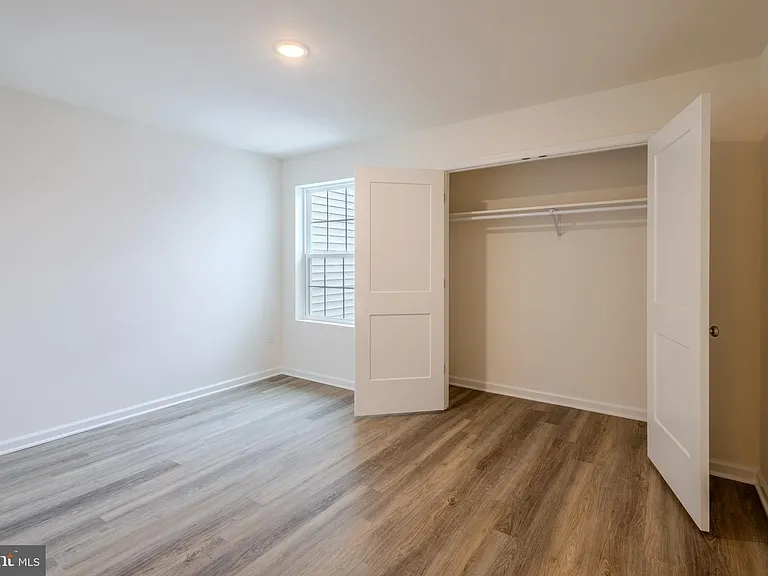 213 Harley Ln — Photo 25