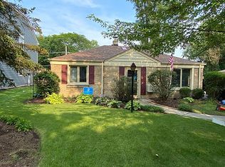 618 Hampton Ter, Libertyville, IL