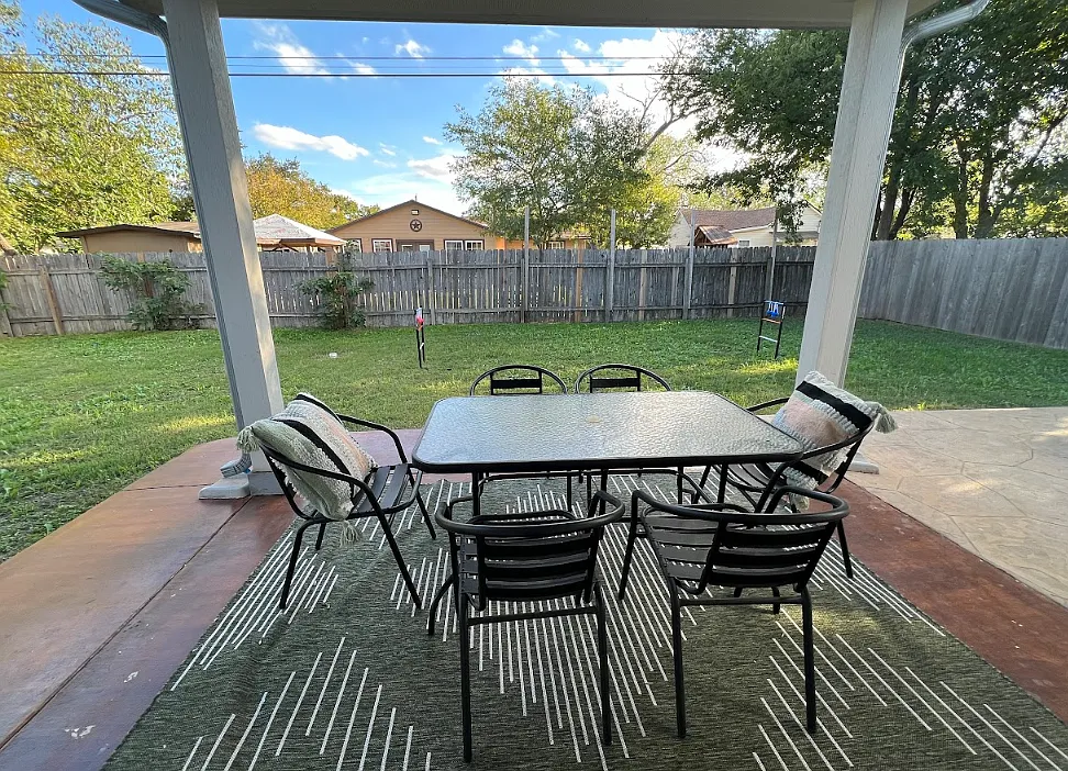 5 bed, $6,000 — Photo 3