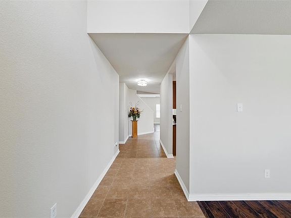 3rd image of 2102 Forest Meadow Dr