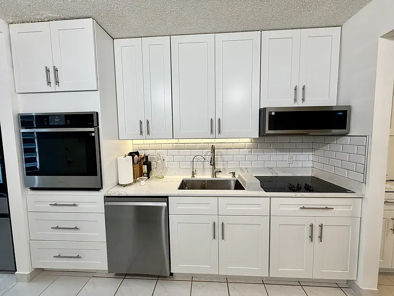 650 SW 124th Ter #202 — Photo 15