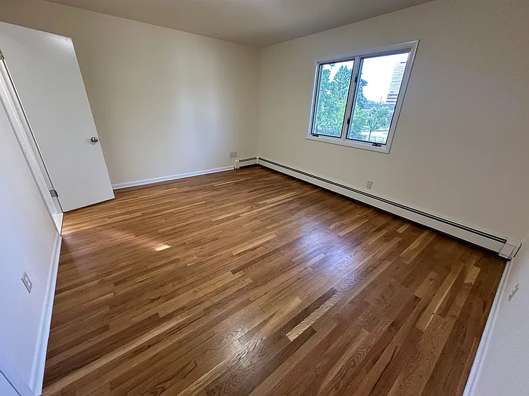 407 Jane St #2 — Photo 12