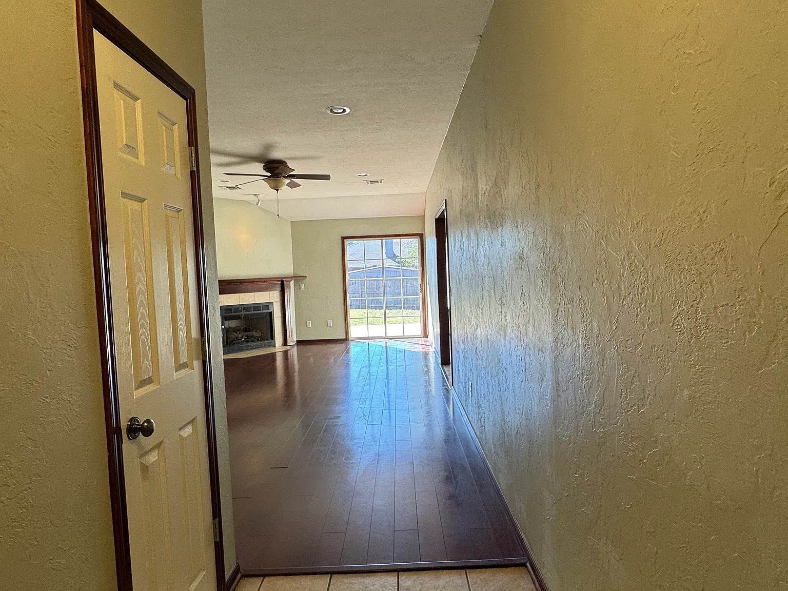3 bed, 1413 sqft, $1,495 — Photo 4