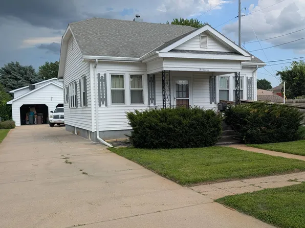 511 S Vine St, Grand Island, NE 68801