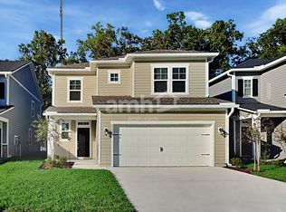 8579 Belfort Landing Dr, Jacksonville, FL 32216