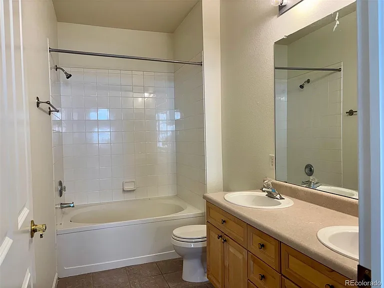 3995 S Dillon Way #206 — Photo 9