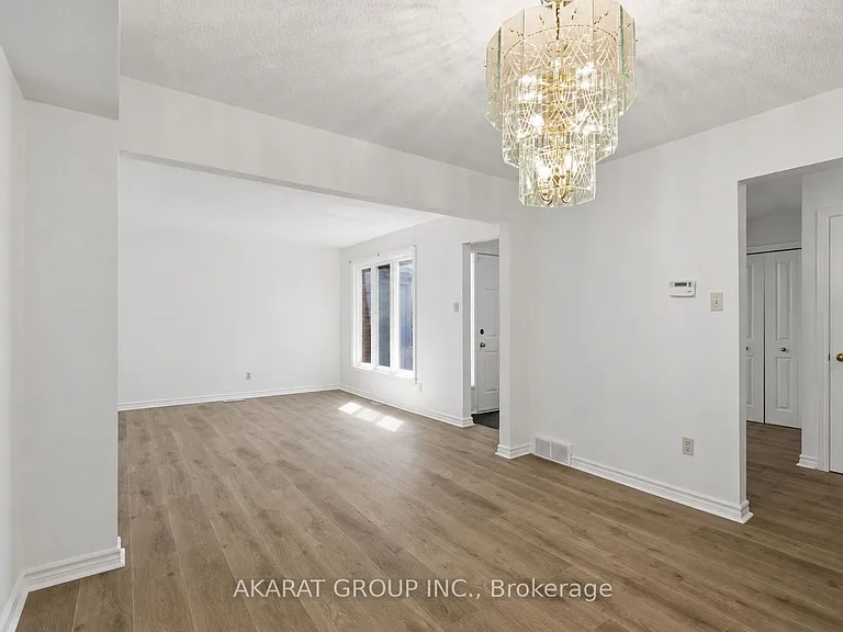 70 Sunnyside Dr #9 — Photo 9
