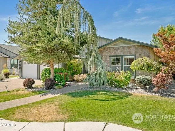 710 Merwin Court, Zillah, WA 98953