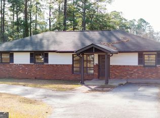 203 S Chilton Cres, Lagrange, GA 30240