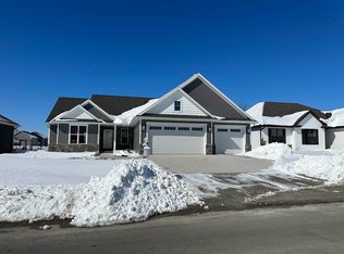 N9231 Constellation Dr, Appleton, WI 54915