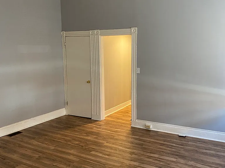 1541 N Broadway #1 — Photo 7