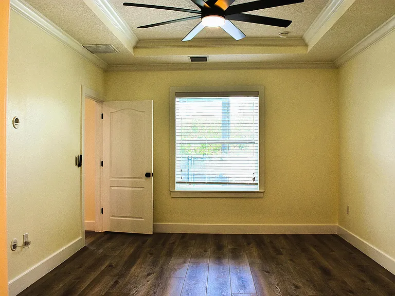 1217 SW Marmore Ave — Photo 12