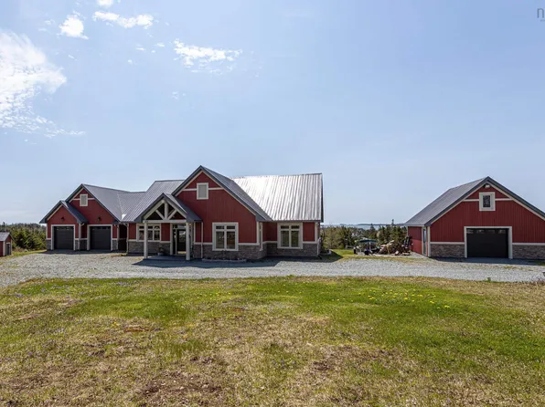 65 Monks Rd, Halifax, NS B0J 3H0