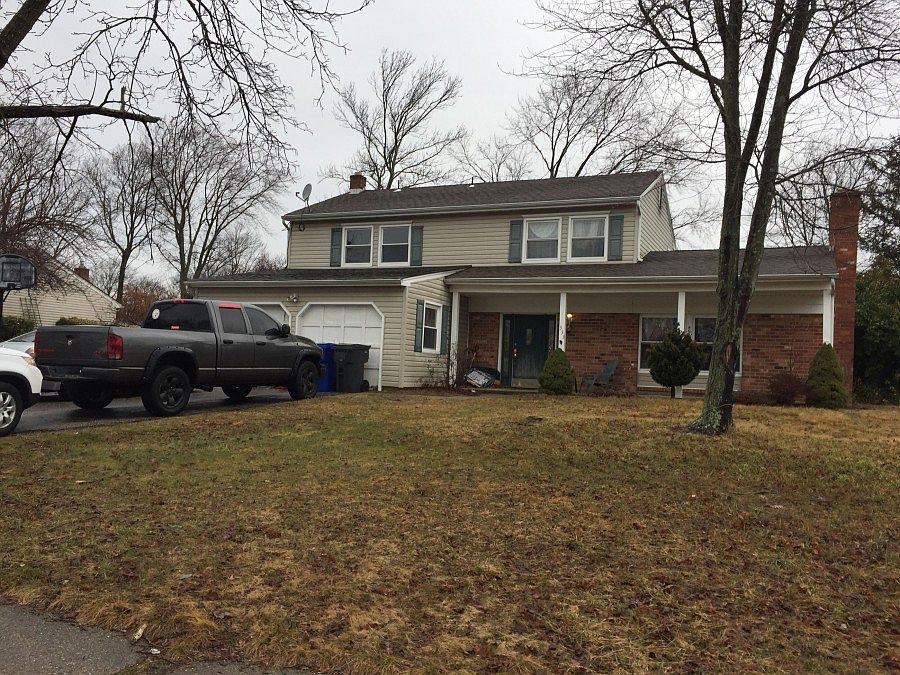1st image of 333 Barcelona Dr