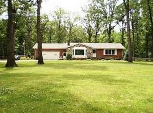 27501 Prescott St, Romulus, MI 48174