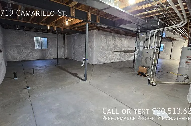 11719 Camarillo St — Photo 33