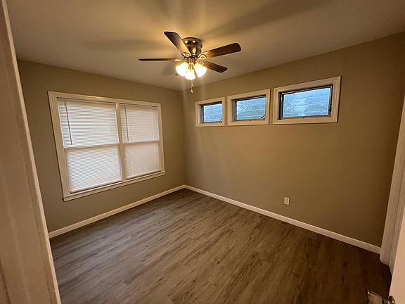 5th image of 4942 Carroll Ln