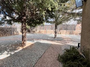 806 Vassar Dr NE, Albuquerque, NM 87106